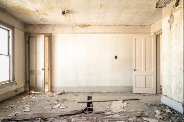 piece avant travaux de renovation