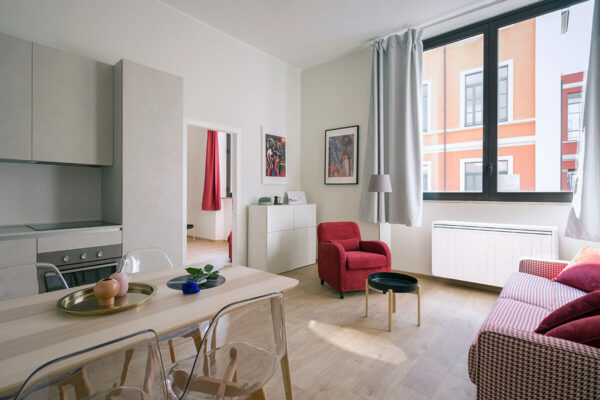 radiateur electrique plinthe aterno sous une fenetre